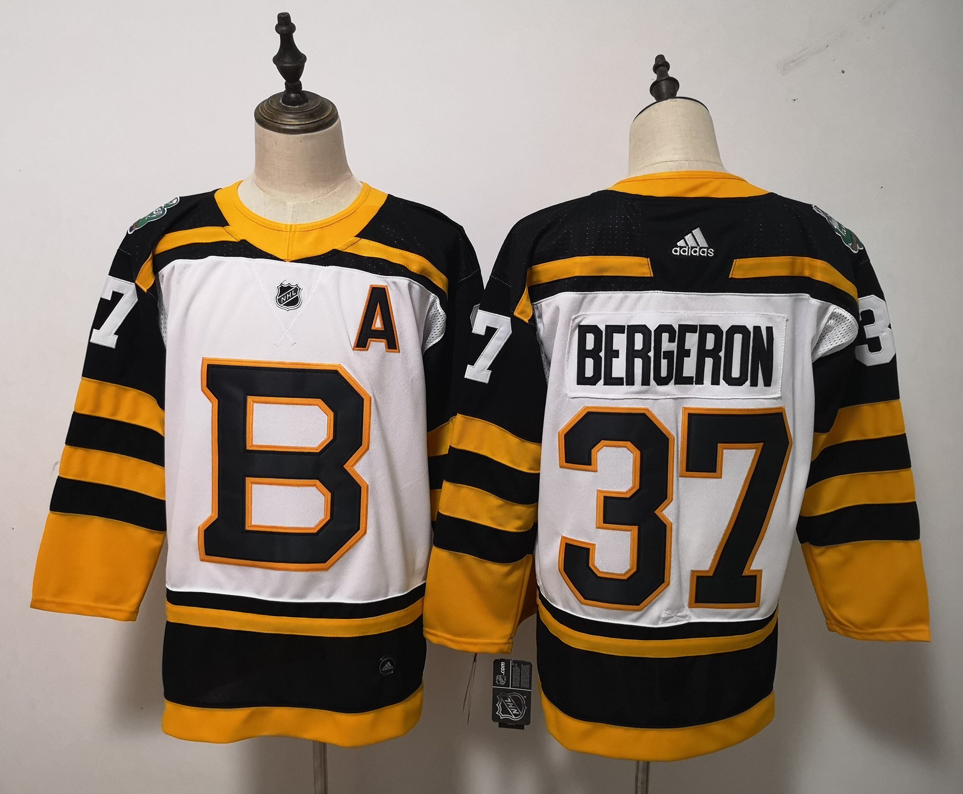 Men Boston Bruins 37 Bergeron White Adidas Authentic Winter Classic NHL Jersey